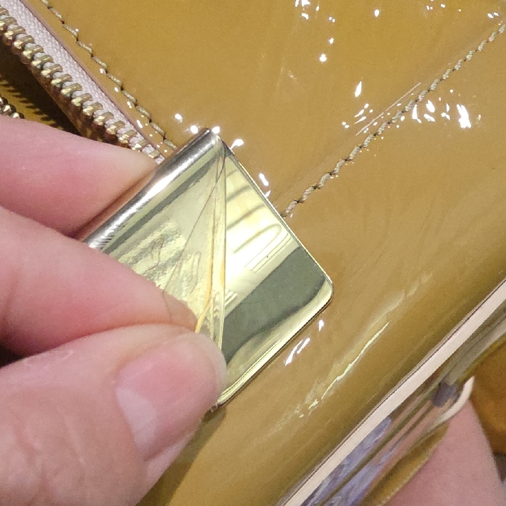 Glossy Mustard Yellow Handbag - Picture 4 of 7